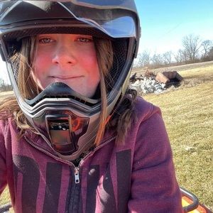 Meet your Posher, Scarlett